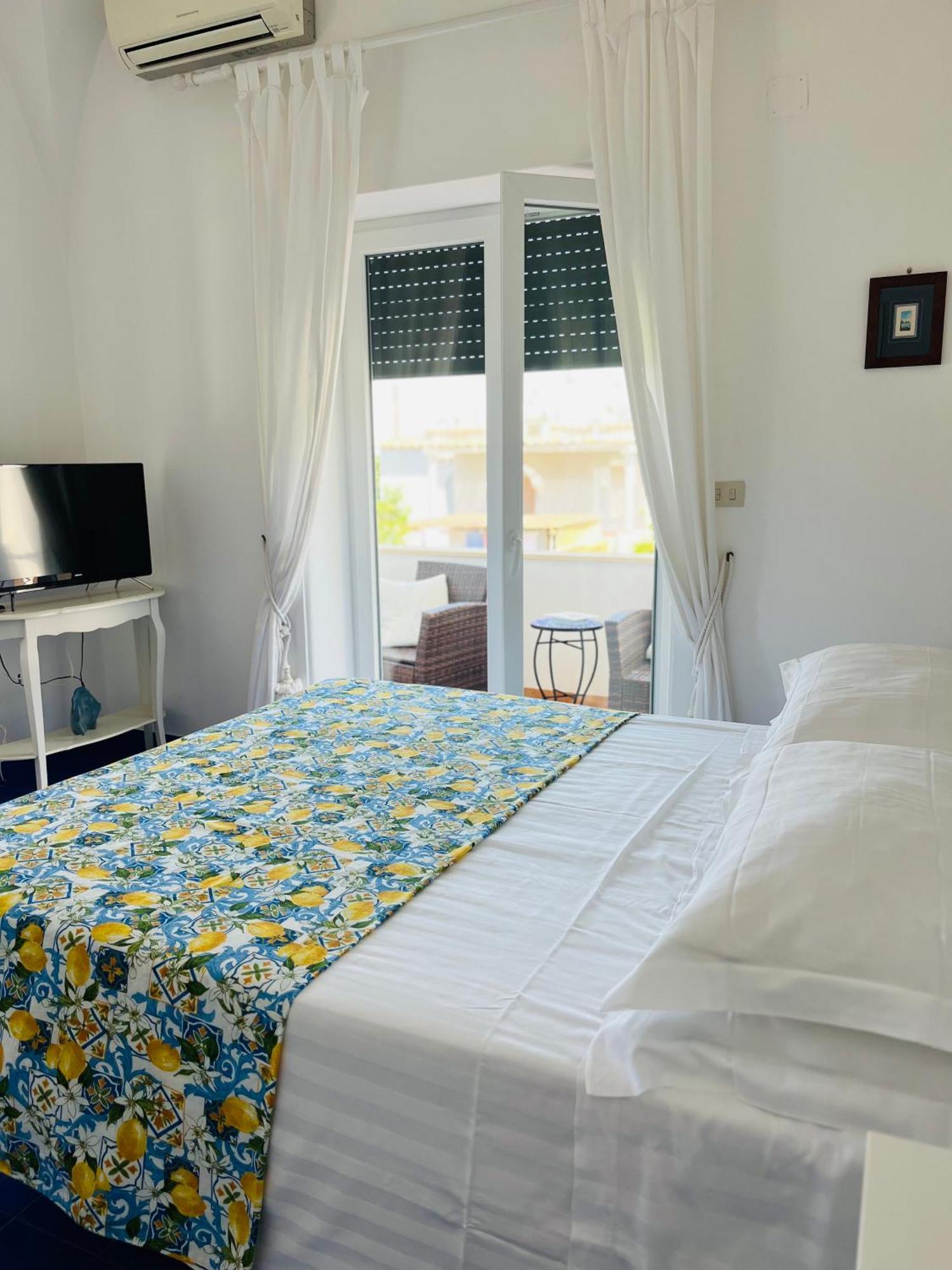 كابري B&B L'Agapanto المظهر الخارجي الصورة